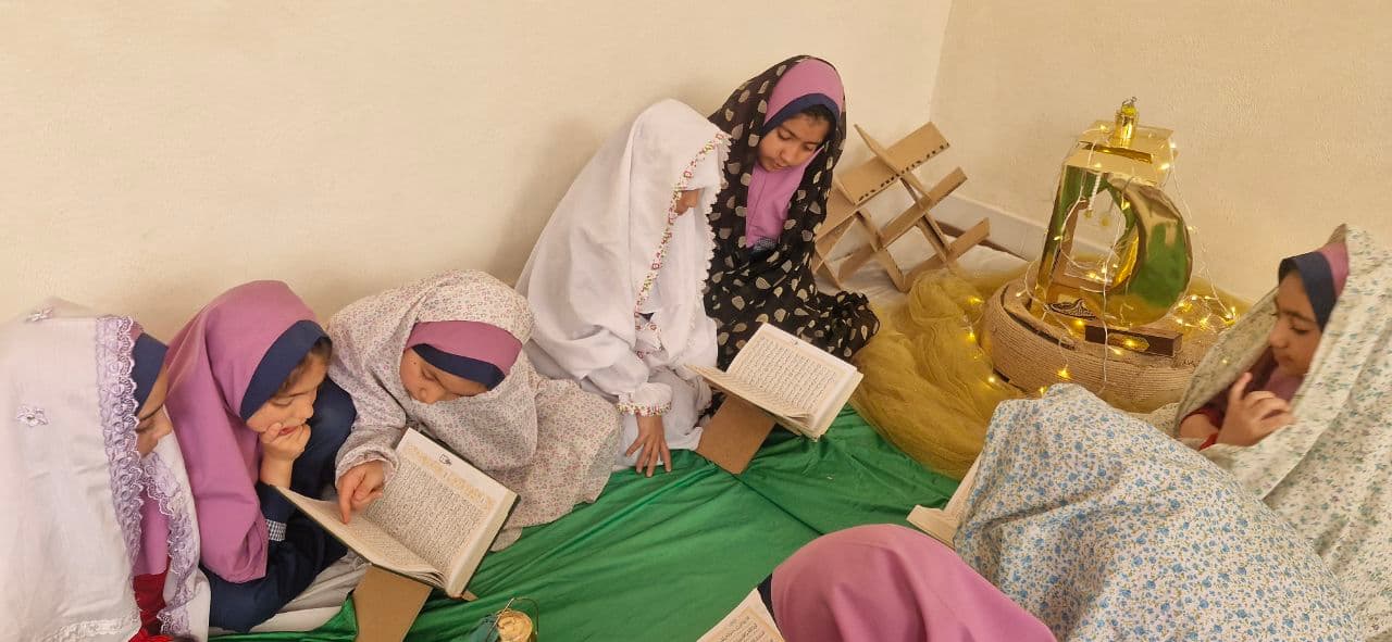 برگزاری محفل قرآنی در مدرسه